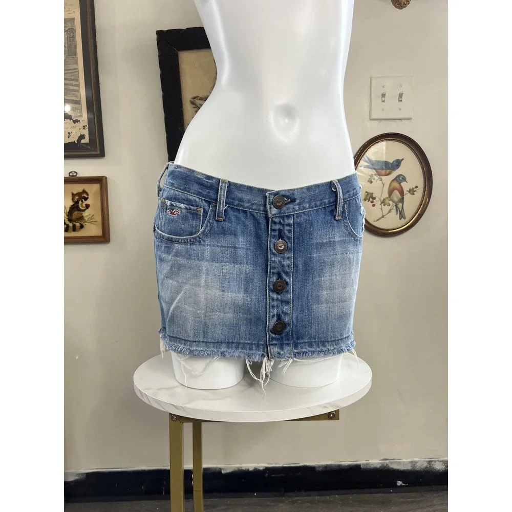 Vintage Hollister Y2K Low Rise Button Fly Distressed Denim Mini Skirt Blue Sz 7